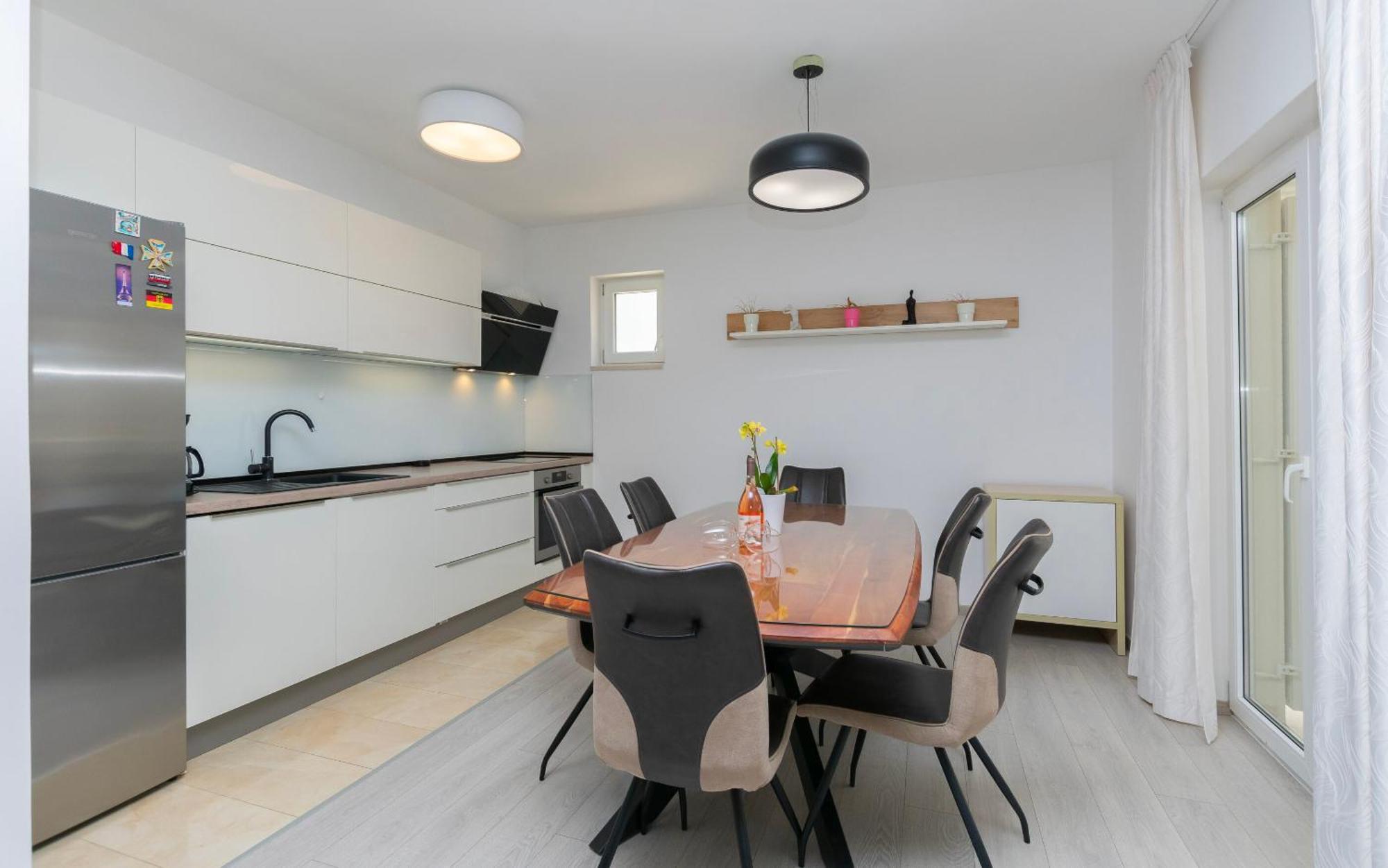 Apartment Dora Дуче Экстерьер фото